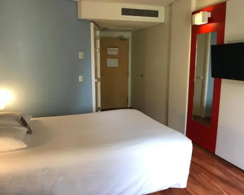 Ibis Monterrey Valle Zimmer Photos