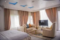 MONDEESTARS LUXURY HOME Hotels near Emmanuel Baptist Church, Odo Ona, Apata, Ibadan