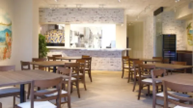 โรงแรม ซีบรีซ คอรัล โรงแรมในมิยะโกะจิมะ