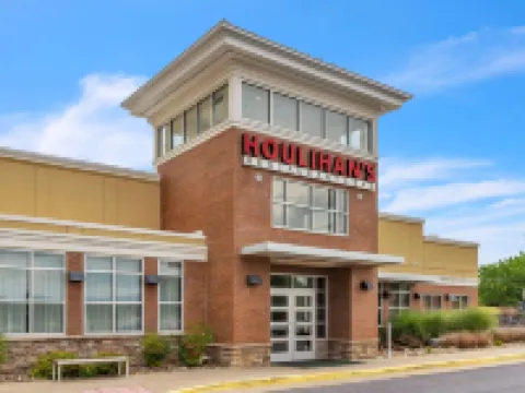 DoubleTree by Hilton Front Royal Blue Ridge Shadows Hotels in Warren County