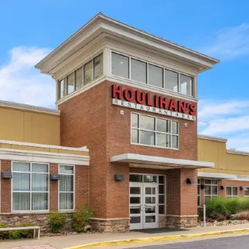 DoubleTree by Hilton Front Royal Blue Ridge Shadows