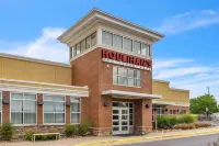 DoubleTree by Hilton Front Royal Blue Ridge Shadows Hotel di Middletown