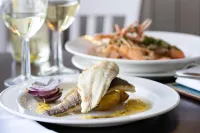 Ship and Castle Hotel - sarapan