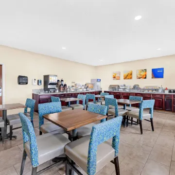 Comfort Inn & Suites Pueblo