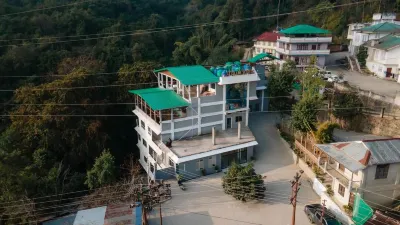 La Colline Resort Hotels near Anandeswar Shiva Mandir Ukhrul