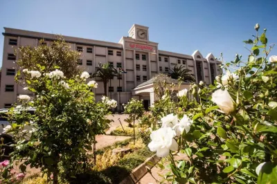 StayEasy Eastgate Hotels near Chinatown Flea Market