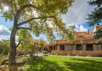 Inn on la Loma Plaza
