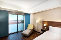 Holiday Inn Express VILLAHERMOSA TABASCO 2000 by IHG - Parking