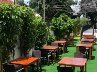 薩拉克住宿集團阿茲卡酒店