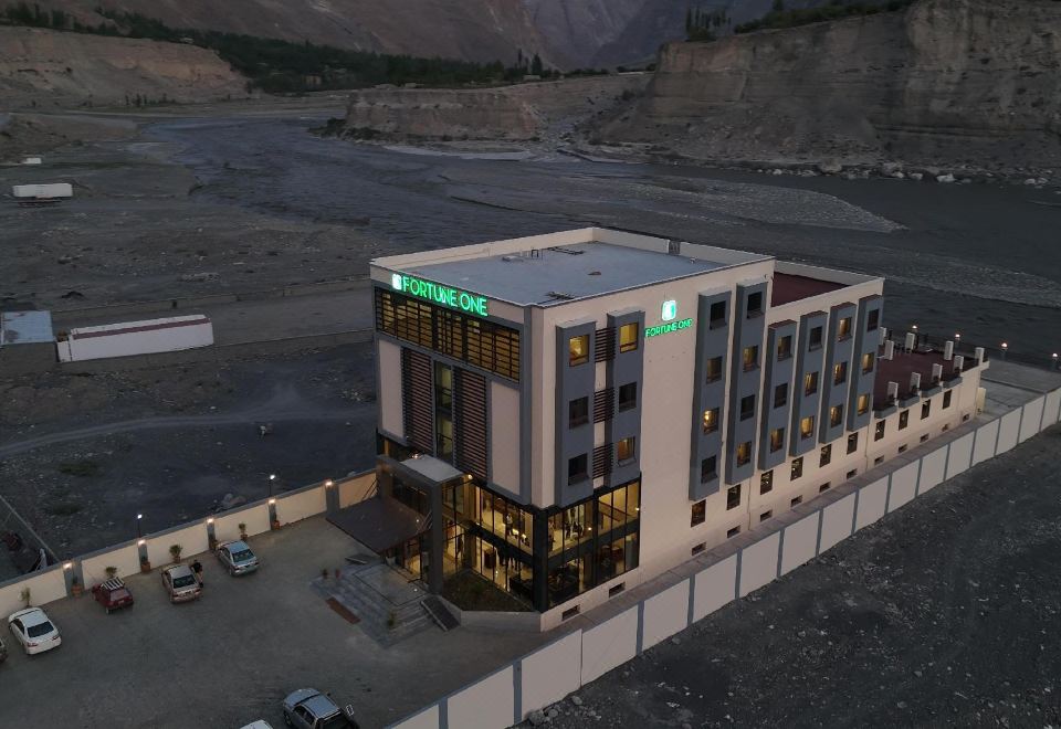 hotel overview picture