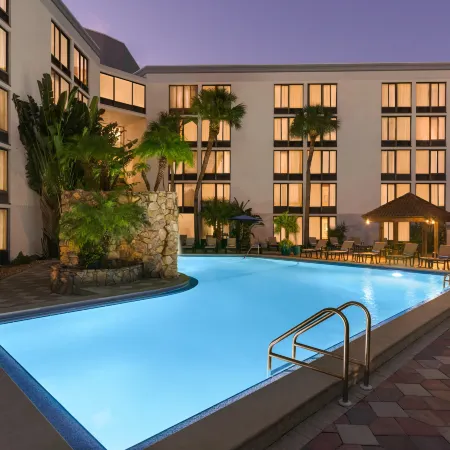 Doubletree by Hilton Fort Myers at Bell Tower Shops