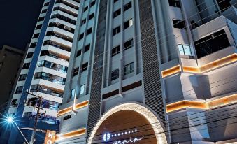 Camboriú Praia Hotel