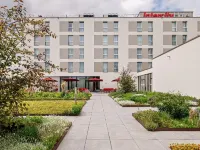 IntercityHotel Zürich Airport Hotels near Affoltern
