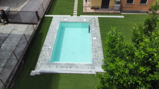 Sweet Caroline in Lierna