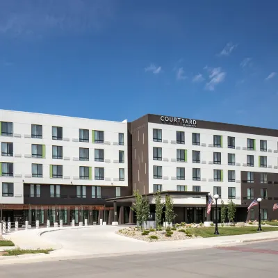 Courtyard Sioux City Downtown/Convention Center Hotels near Tyson Events Center