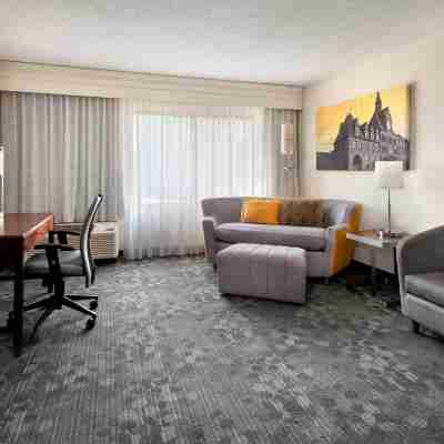 Courtyard Princeton Rooms