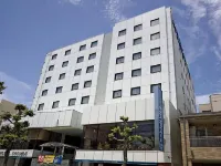 Business Hotel Cosmos Tokushima Hotel dekat JR Minami-Komatsushima station
