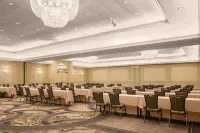 Sheraton Suites Akron Cuyahoga Falls - Pools