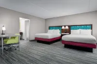 Hampton Inn & Suites ATL-Six Flags - Parkplatz