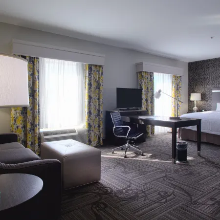 Hampton Inn & Suites Columbus/University Area