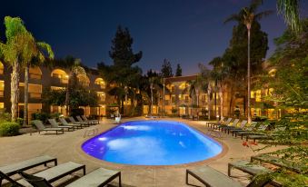 Embassy Suites by Hilton Phoenix Tempe