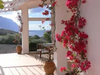 Modern holiday house in exclusive coast location