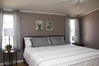 Spacious family friendly home that is pet friendly that is near Douglas Lake.