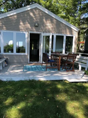 Bright and Cheerful Lake Front Beach Cottage