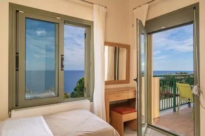 Villa Dinos with swimming pool