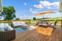 The Cottage at Southbend Farm Hotels in Mount Pleasant