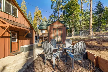 Dodge Ridge Parking Pass~ Pet Friendly ~ Fast WiFi ~ EV Charger & More