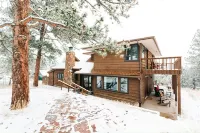 Spacious & renovated house, walking distance to town! Perfect for families! Gem Lake 주변 호텔