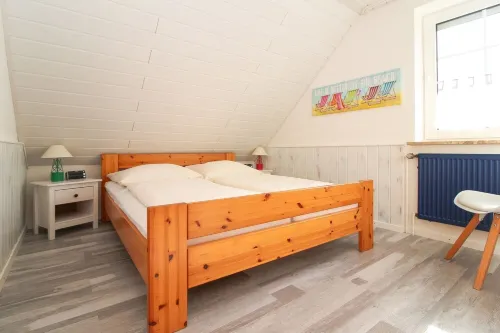 Tobi's Kajüte Freundliche Obergeschosswohnung in Norddeich für 4 Personen + Baby