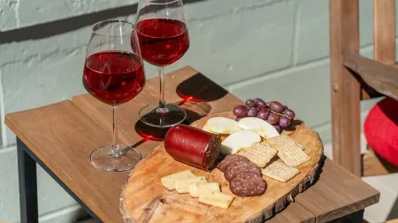 Woodland Cottage on Hidden Pond