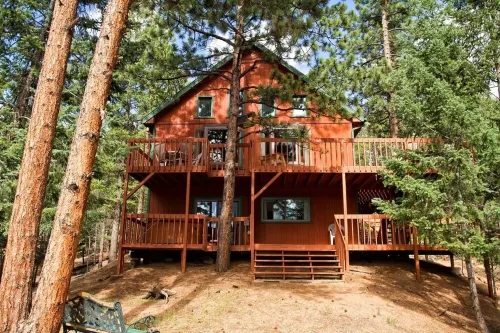 Superb Three Acre Mountain View Home for Reunions/Families