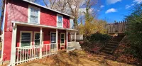Little Red Caboose - Centrally located, Casino, Speedway, State Street, Pinnacle Hotels near Kroger