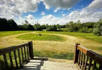 Private getaway on 4 acres-Close to lots of outdoor activities!
