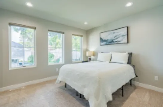 Newly Built Downtown Townhome