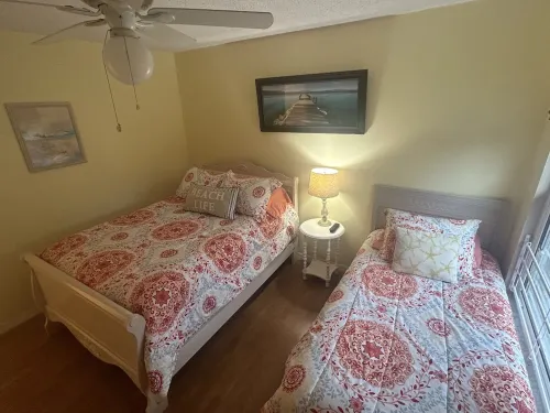 Sunset Beach Getaway minutes away from PARADISE!!