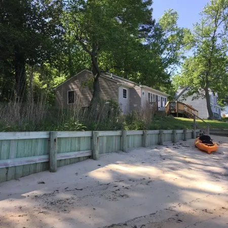 Waterfront Cottage w Private Beach on Chesapeake Bay!