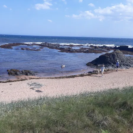 In the heart of the East Neuk, with fabulous sea view and close to great golf. Отели в г. Anstruther