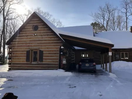 TRANQUILITY AT MEADOWVIEUX