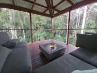 Eucalyptus Escape - Privacy in the Hinterland