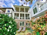 Memphis Dream House - 6 bedrooms - ON THE RIVER - Pool + Elevator + Gym + VIEWS