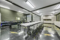 Game On! Luxury Retreat @ La Dolce Vita Estate:Unforgettable Fun Ultimate Luxury