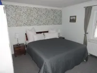 Cottage apartment in Caputh-Schwielowsee with Havel view Hotels in Caputh