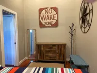 Bungalow in Ocean Bay Park Fire Island- short walk to beach and restaurants!