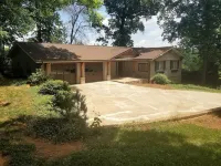 5 bedroom House in Rock Barn Golf & Spa