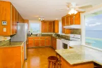 Stunning, majestic, oceanfront location, with an unmatched view. Hilo 2 miles.