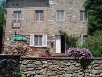 Lovely villa near Lucca, sleeps 15, ideal for pool, beach or sightseeing holiday